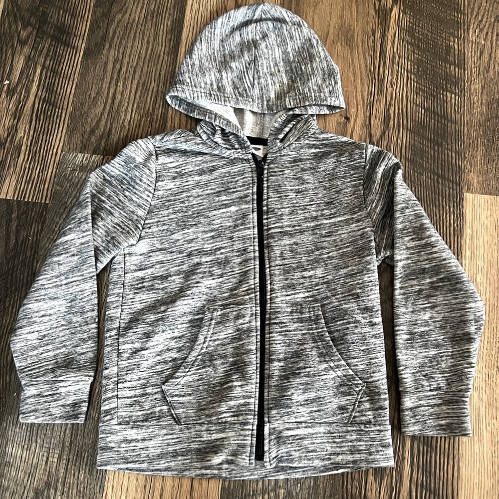 Old Navy
Boys Size M stretch Zip Up Hoodie